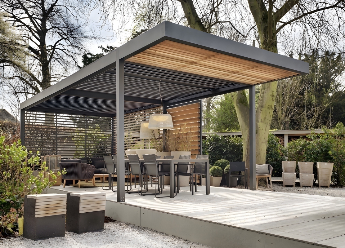 Современный навес «веранда» для зоны отдыха в частном доме Полузакрытый навес с крышей из поликарбоната